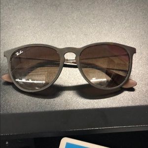 Rayban Erika